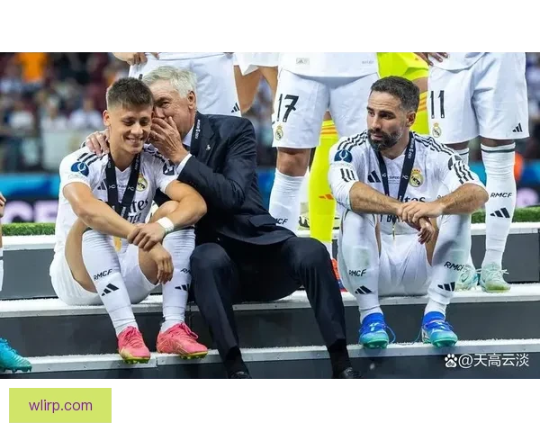 以加雷直言皇马巨星云集主帅须有血性气场方能镇住更衣室场面局面